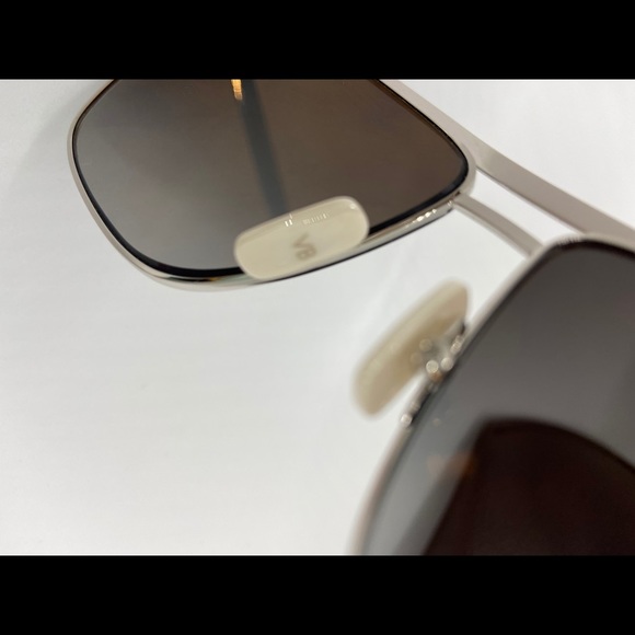 Victoria Beckham Square Sunglasses​ - Picture 10 of 12